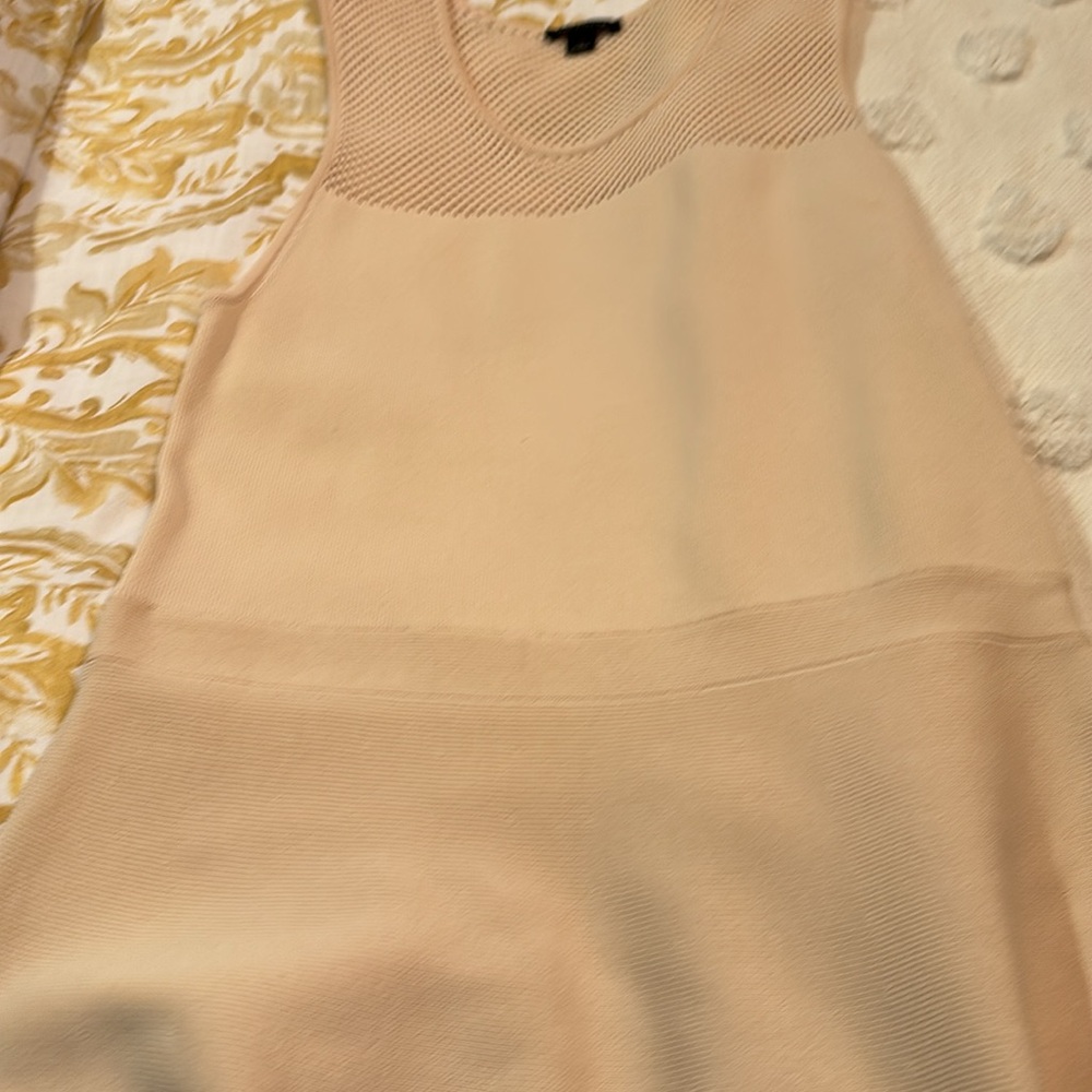 Just a great knit spring dress don’t think it was ever worn - Picture 5 of 6